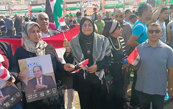 قومي المرأة بالبحيرة يشارك فى مظاهرات لدعم غزة 