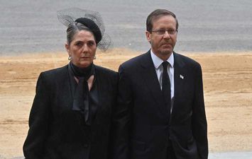 الرئيس الاسرائيلي و زوجته