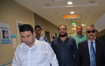 محافظ الإسماعيلية يتفقد مستشفى طوارئ أبو خليفة للاطمئنان على مصابي غزة 