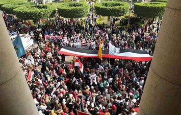 . استمرار  موجات المشاركة الكبيرة لجامعة القاهرة في الانتخابات الرئاسية 2024