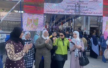 المرأة تتصدر المشهد أمام اللجان الانتخابية ببورسعيد 