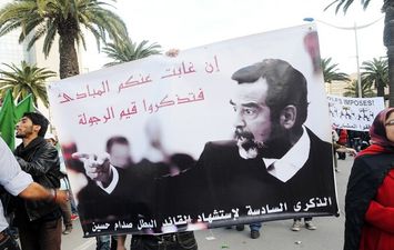 صورة صدام حسين