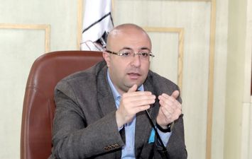 محافظ بنى سويف يتابع الحملات التفتيشية للتفتيش المالي والإداري 