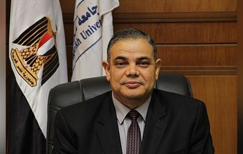 الدكتور عبد الرازق دسوقي، رئيس جامعة كفر الشيخ 