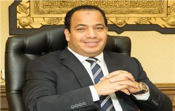 الدكتور عبد المنعم السيد مدير مركز القاهرة للدراسات الاقتصادية