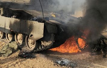 دبابة عبرية محترقة