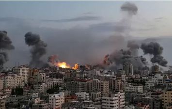 قصف مخيم النصيرات بغزة