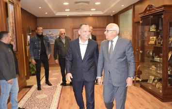 محافظ بورسعيد يستقبل رئيس الشركة المصرية لتكنولوجيا التجارة الإلكترونية &laquo;MTS&raquo; 
