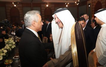 وزير العمل يشارك السفارة الكويتية بالقاهرة احتفالها بالعيد الوطني