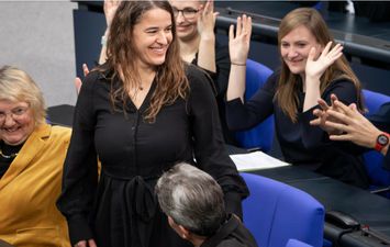 أول نائبة صماء إلى البرلمان الألماني 