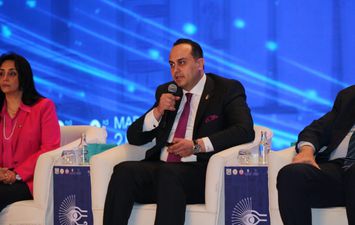 رئيس هيئة الرعاية الصحية يشارك في الجلسة الرئيسية للمؤتمر الدولي للسياحة الصحية في مصر
