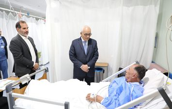 زيارة الدكتور رضا حجازي لمستشفى الناس
