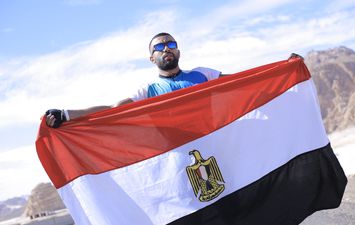 السفارة الأمريكية تختار شاب مصري للمشاركة ببرنامج تسلق الجبال للدخول بموسوعة جينيس 