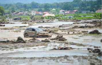 فيضانات اندونيسيا