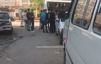 جانب من توافد الطلاب 
