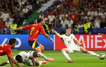 مباراة إسبانيا وإنجلترا