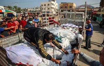 المساعدات الإنسانية لأهالي غزة 