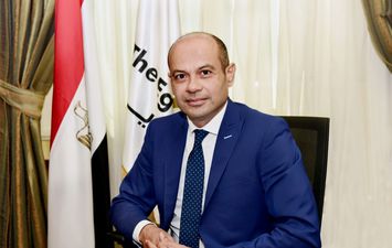 احمد الشيخ رئيس البورصة المصرية 