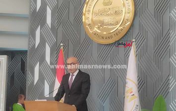 وزير التربية والتعليم محمد عبد اللطيف