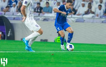 الهلال والعين