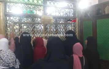 الإقبال على زيارة مقام الشيخ  إبراهيم الدسوقي 