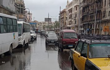 هطول أمطار غزيرة بالإسكندرية