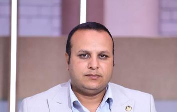 الدكتور عاصم حجازي أستاذ علم النفس بكلية الدراسات العليا جامعة القاهرة