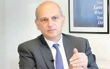 أيمن سامي مدير مكتب JLL -مصر-