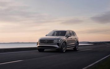 سيارات ڤولڤو XC90 موديل 2025