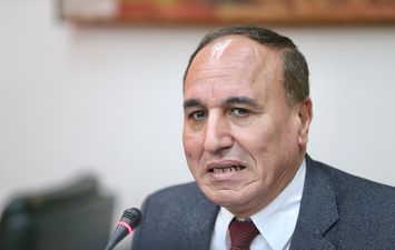 الكاتب الصحفي عبد المحسن سلامة 