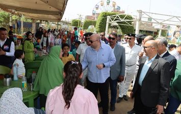 جانب من الزيارة 