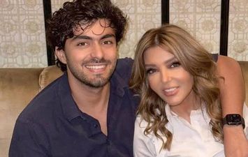 سميرة سعيد وابنها 