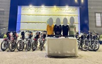 المتهمين 