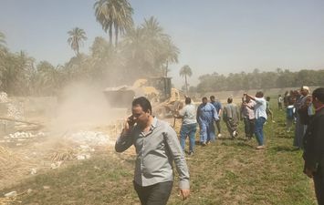 جانب من حملات الإزالة 