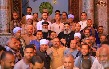 قساوسة يشاركون في افتتاح مسجد بقنا  