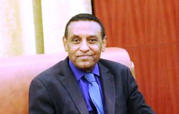 كامل إدريس رئيس وزراء السودان
