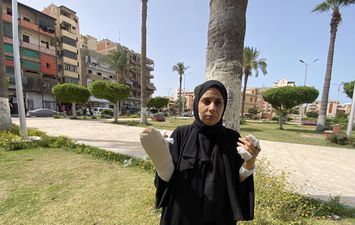 استغاثة سيدة من بطش طليقها لرفعها دعوى خُلع ببورسعيد: مش بيصرف على أولاده ودائم التعـدى عليا