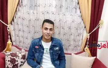 الشاب المتوفى 