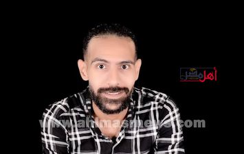 الشاب المتوفي 
