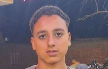 الشاب المتوفي