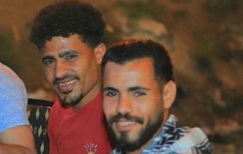 الشابين المتوفيين 