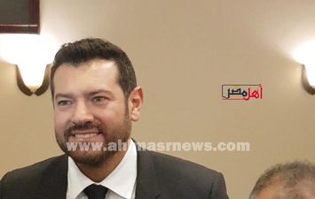 تكريم عمرو يوسف 