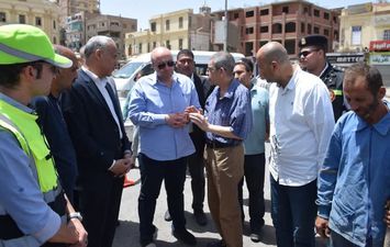 جانب من المتابعة 