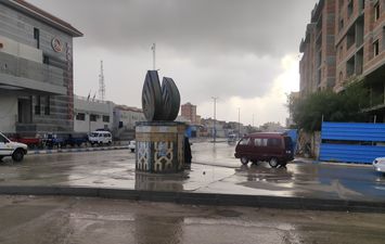 سقوط أمطار متقطعة علي مطروح 