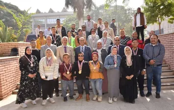 طلاب ذوى الهمم