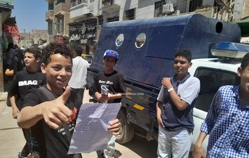 فرحة الطلاب بسوهاج 