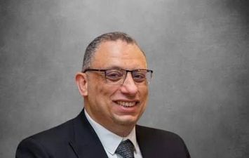 المهندس محمد زلط، نائب رئيس مركز صناعات الجلود المتطورة 