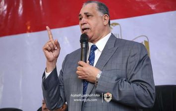نقيب المحامين 