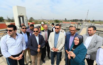 وزير الإسكان 