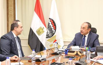 وزير قطاع الاعمال